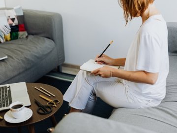 2025稅務(wù)新規(guī)：跨境電商注冊香港公司成優(yōu)選